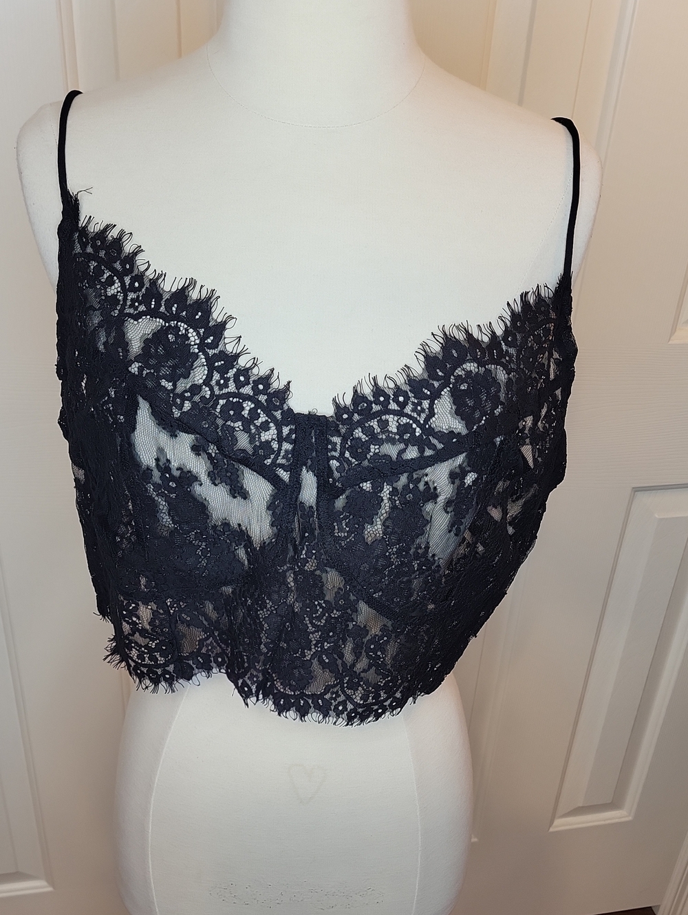 SHEIN Black Lace Bandeau Bralette with Spaghetti Straps